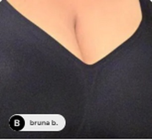 Cliente usando sutiã preto